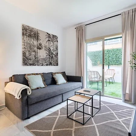 Stunning 1bed With Outdoor Dining In Center Daire Málaga